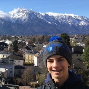 Meet your Posher, Jason